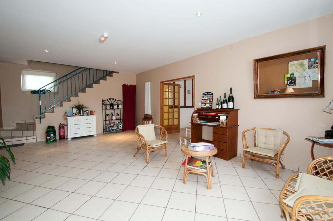 La Janenquelle Bed & Breakfast Sarry  Eksteriør bilde